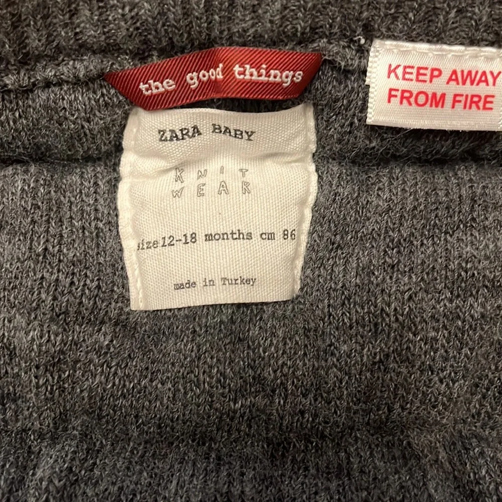 Zip up vest - Picture 2 of 5